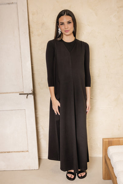 Juniper V-Neck Jumper Black